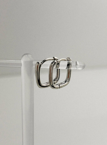 simple-square-ring-earrings-il415