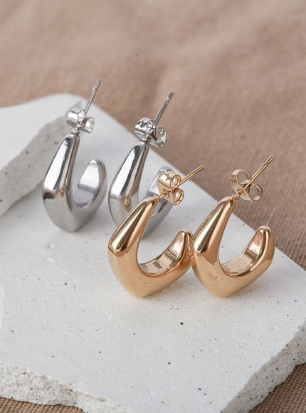 Angled Curved Bold Earrings IL404