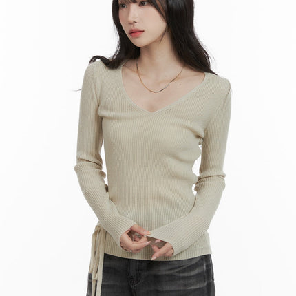 side-strap-v-neck-top-ca403 / Beige