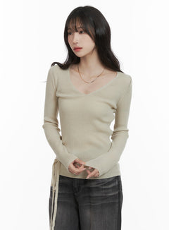 side-strap-v-neck-top-ca403 / Beige