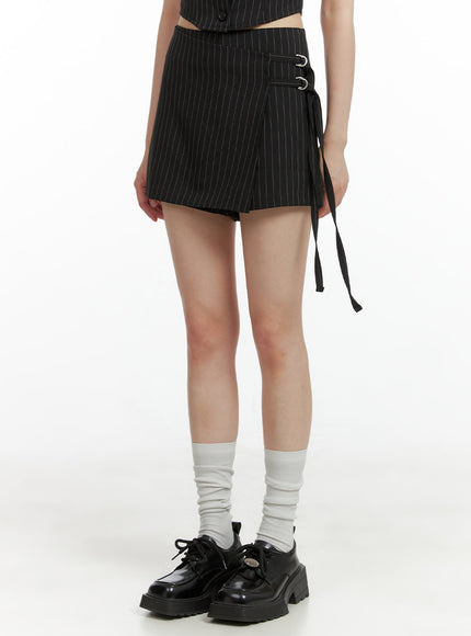 stripe-buckle-wrap-shorts-cl402 / Black