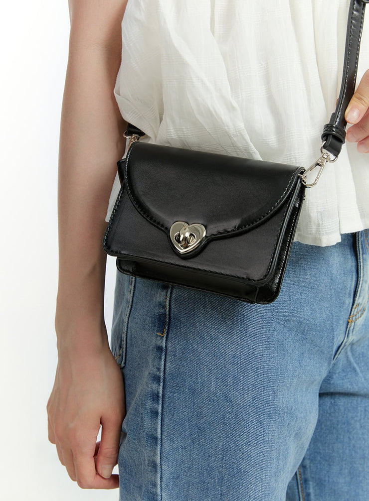 square-crossbody-bag-ou427 / Black