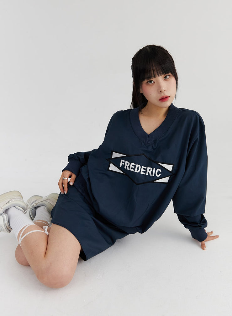 varsity-v-neck-sweatshirt-cs326 / Dark blue