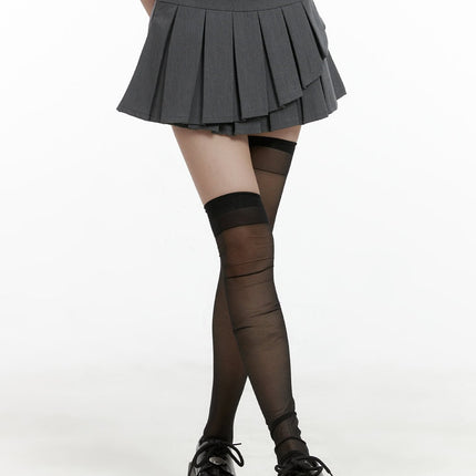 unbalanced-pleated-mini-skirt-cl412 / Gray