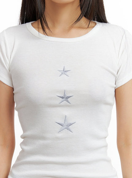 star-graphic-crop-top-il409