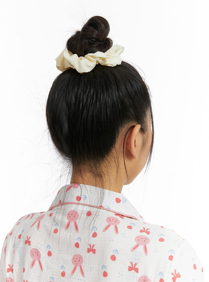 satin-hair-scrunchie-if421