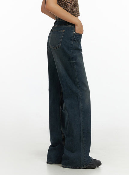 loose-fit-bootcut-jeans-il409