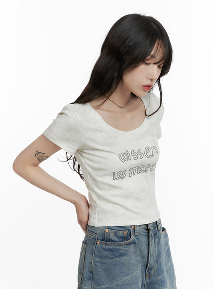 graphic-lettering-u-neck-crop-top-ca408