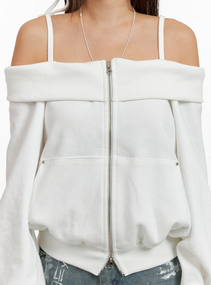 off-shoulder-strap-zip-up-sweatshirt-ca430