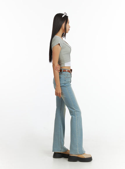 light-washed-slim-fit-bootcut-jeans-il409