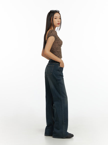 loose-fit-bootcut-jeans-il409