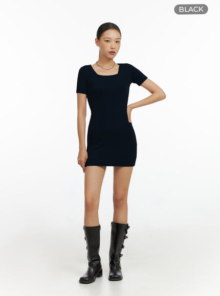 square-neck-slim-fit-mini-dress-il409 / Black