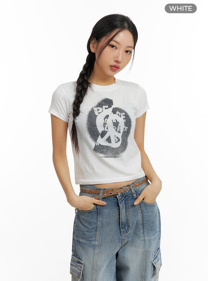 graphic-crop-tee-cf427 / White