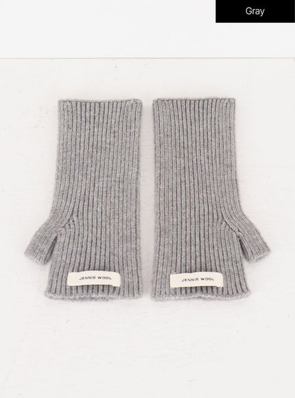 knit-fingerless-gloves-in302 / Gray