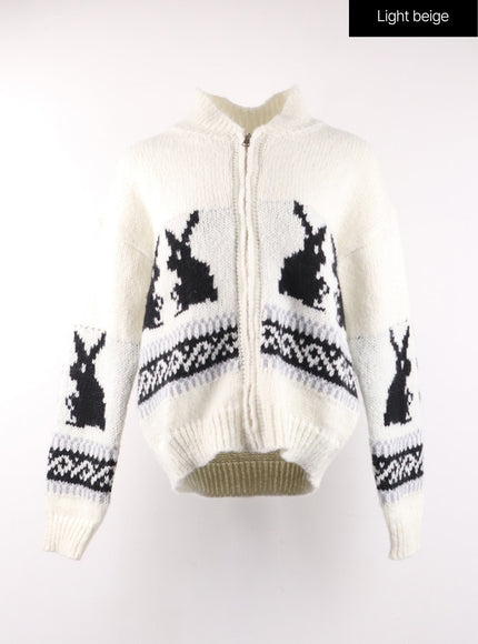 rabbit-zip-up-graphic-knit-sweater-of405 / Light beige