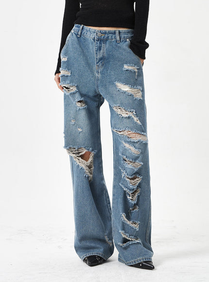 Ripped Mid-Wash Jeans CA310