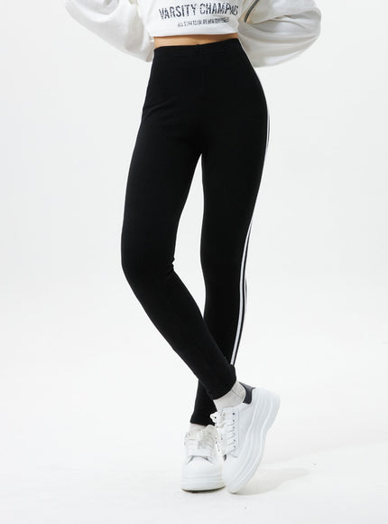 side-line-leggings-is322 / Black