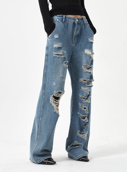 Ripped Mid-Wash Jeans CA310